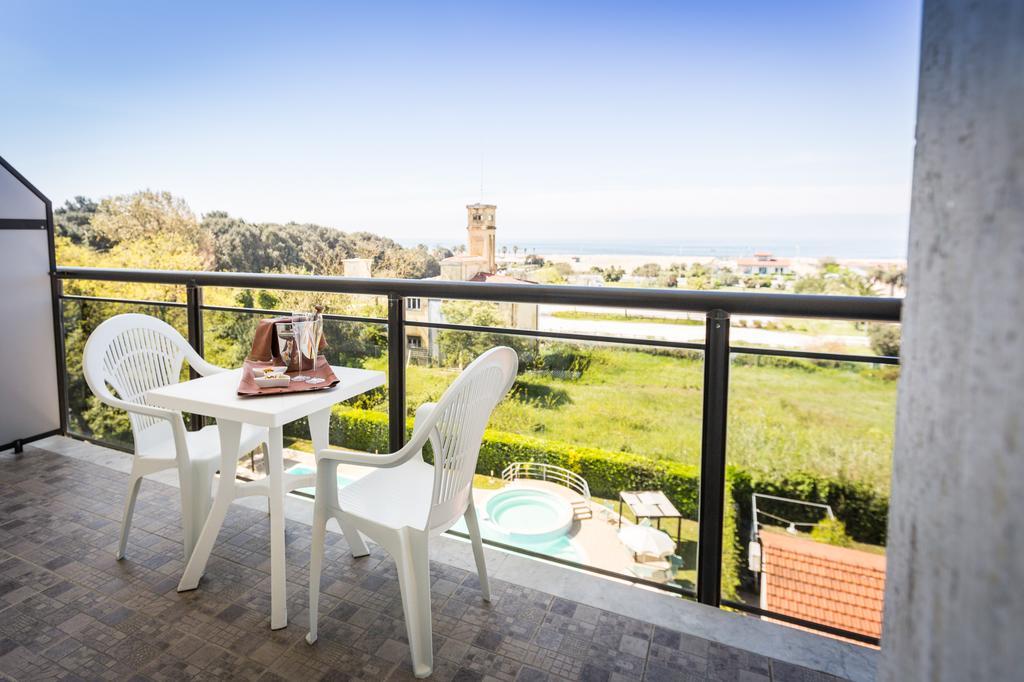 Hotel King Marina di Pietrasanta Oda fotoğraf