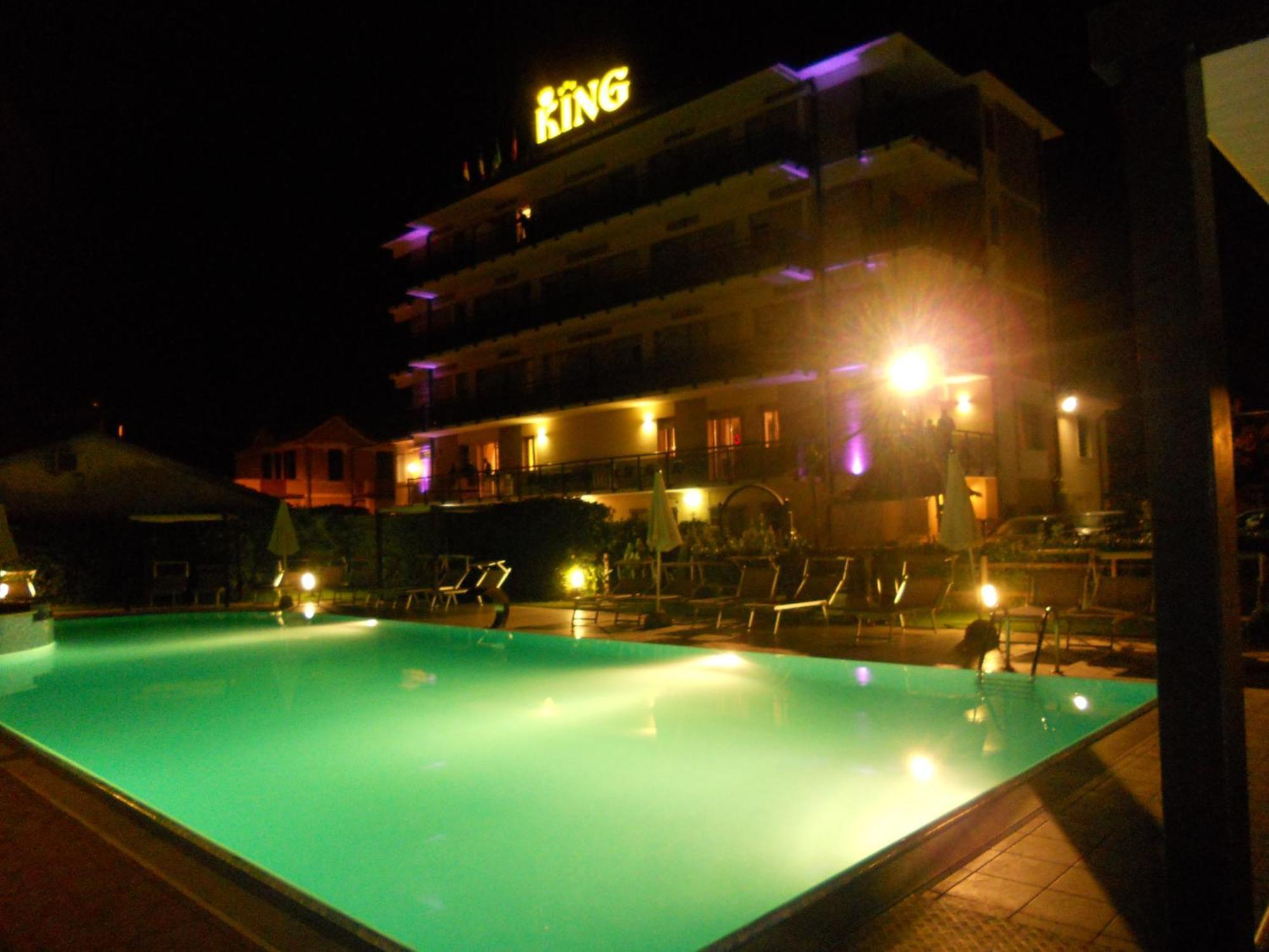 Hotel King Marina di Pietrasanta Dış mekan fotoğraf