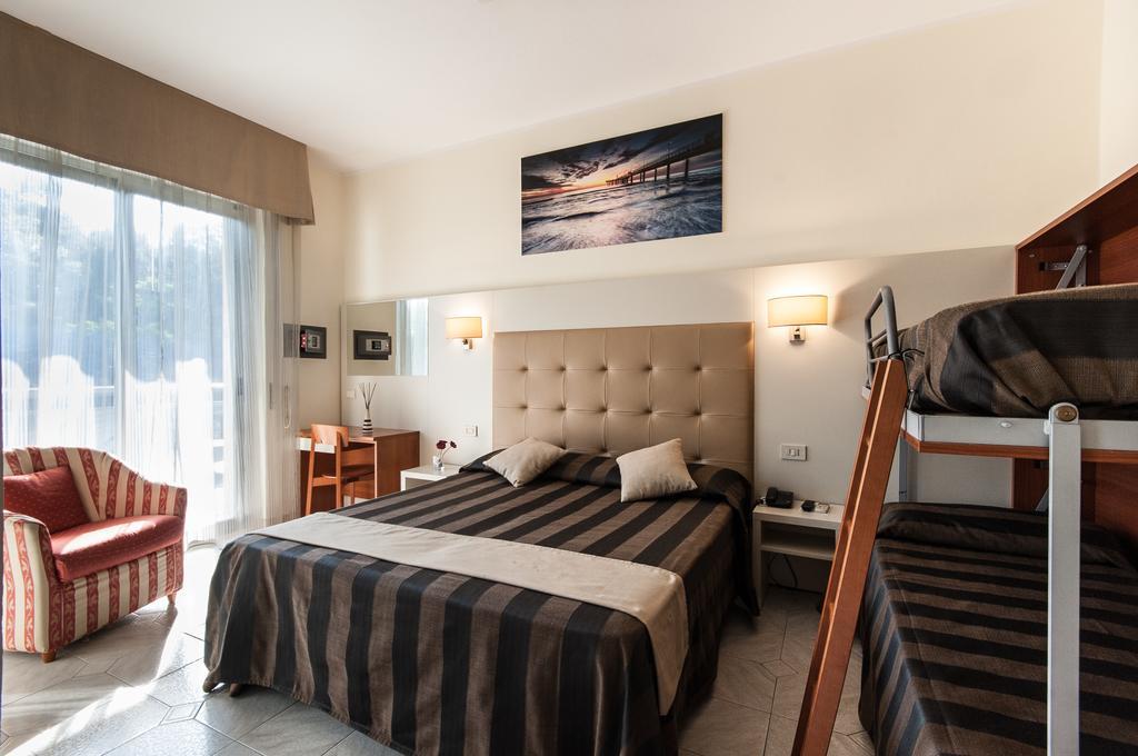 Hotel King Marina di Pietrasanta Dış mekan fotoğraf