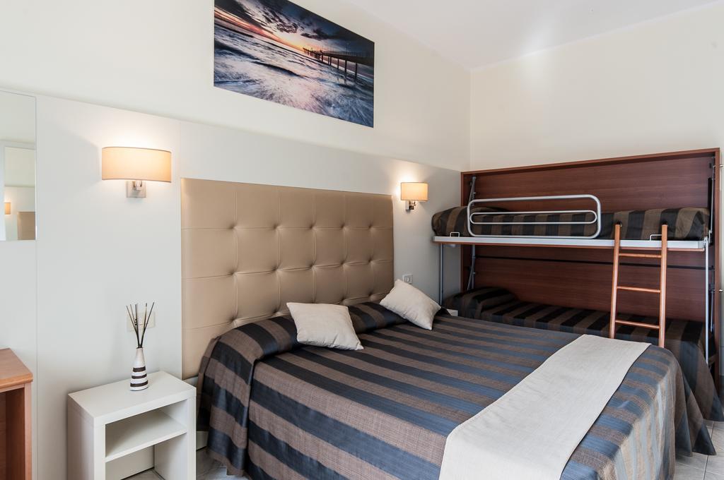 Hotel King Marina di Pietrasanta Dış mekan fotoğraf