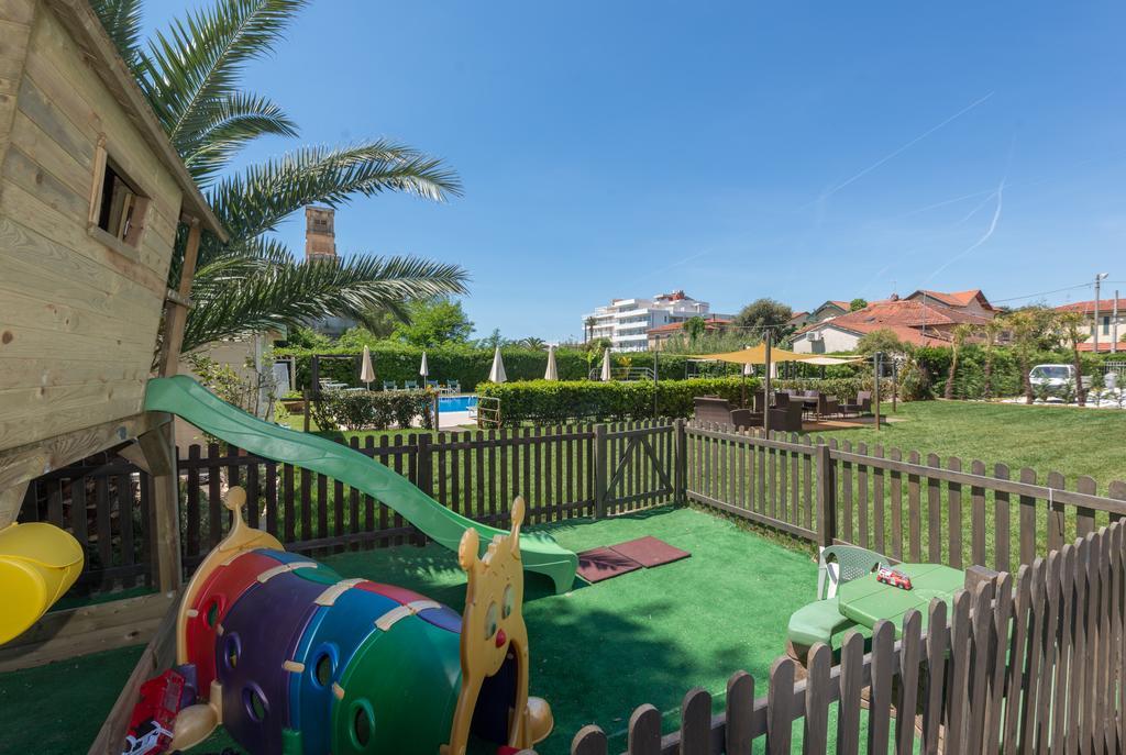 Hotel King Marina di Pietrasanta Dış mekan fotoğraf
